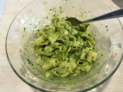pasta al pesto toodarktocook